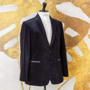 Read more about the article 灯芯绒西服